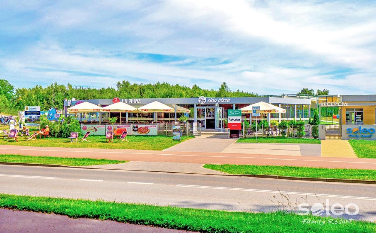 Soleo Family Resort - Domki 3 Min Od Morza - 3 Baseny, 4 Jacuzzi, Sauna, Animacje, Malpi Gaj, 3 Sale Zabaw, 4 Place Zabaw, 2 Restauracje Rewal Exteriör bild