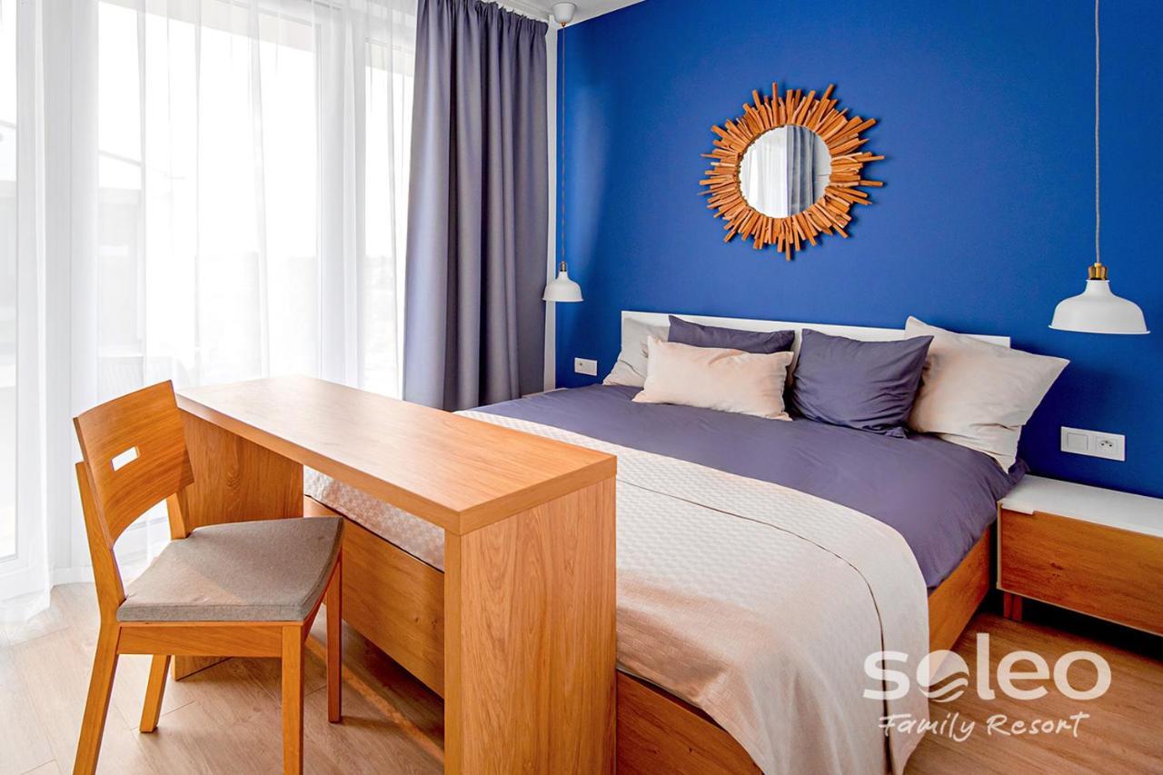 Soleo Family Resort - Domki 3 Min Od Morza - 3 Baseny, 4 Jacuzzi, Sauna, Animacje, Malpi Gaj, 3 Sale Zabaw, 4 Place Zabaw, 2 Restauracje Rewal Exteriör bild